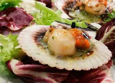 Dónde Comer y Copas Málaga Los Robles de León